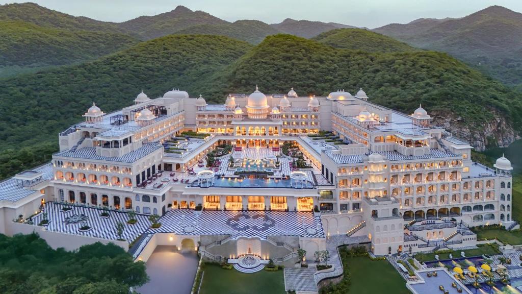 Udaipur Romantic Getaway